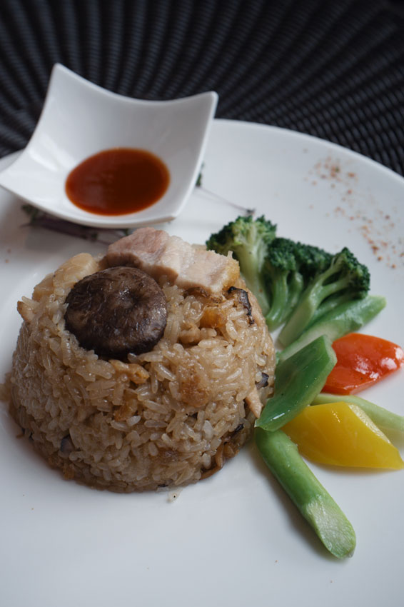 W Taipei - Yen - twice-cooked glutinous rice cake, scallops, salted pork 干貝鹹肉米糕