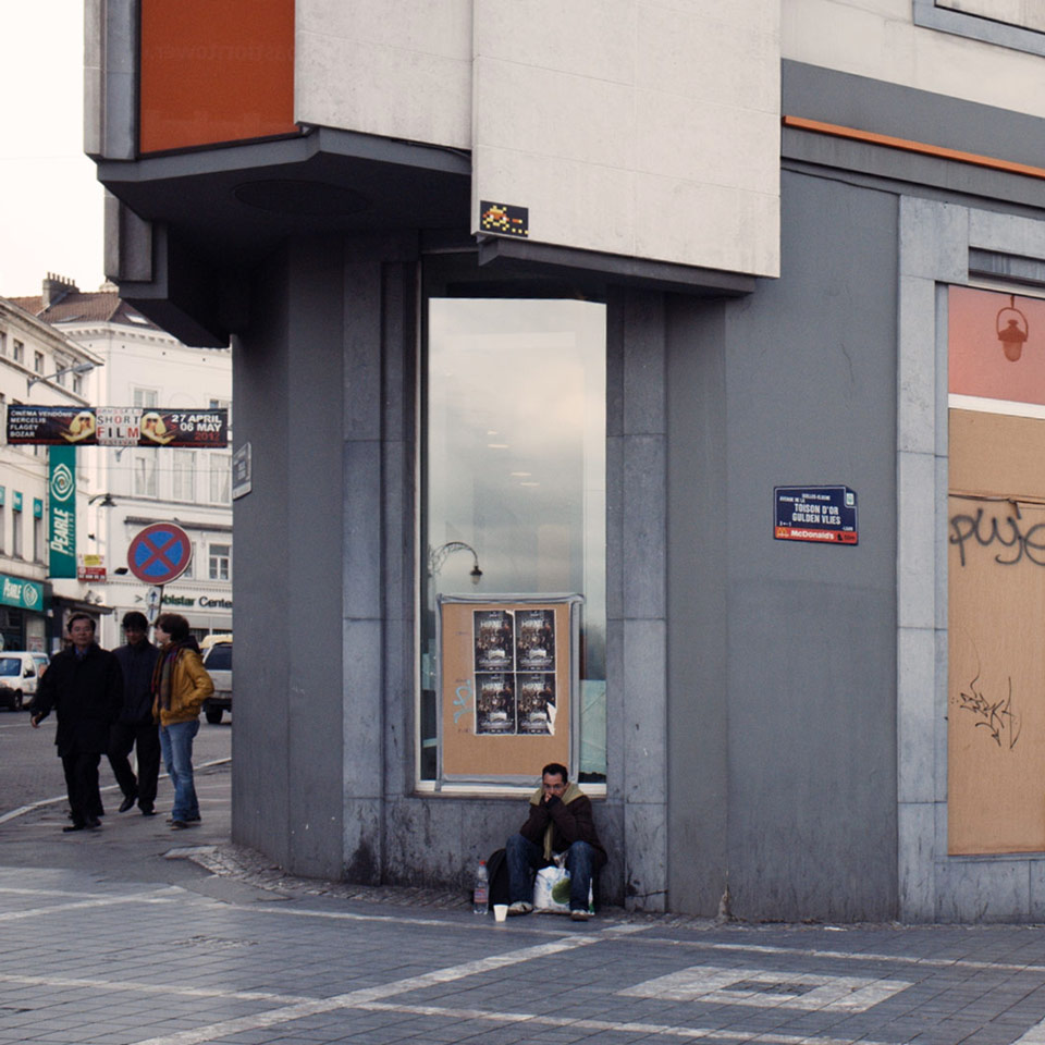 SI-@-Ave-de-Toison-D'or01LF