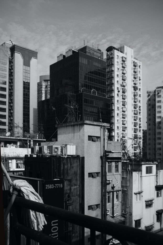 View from 5F, 22-24 Tai Ping Shan St., Sheung Wan01a25bw