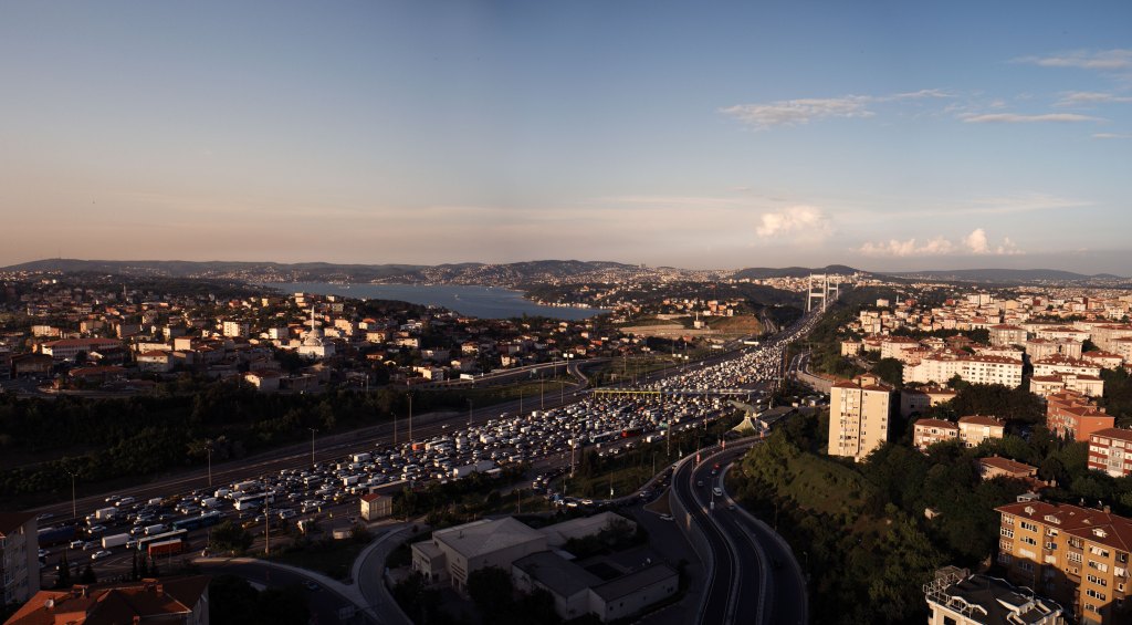 Traffic @ 1800b 01-4LFc