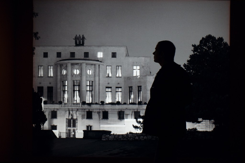 12 ambassade de France à Belgrade, Serbie 1924-35 - Henri-Roger Expert (backlit photo) bk64