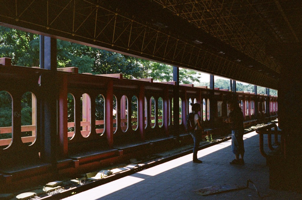 17Métro-fantome---Chet32---KODAK-PORTRA-400-AB