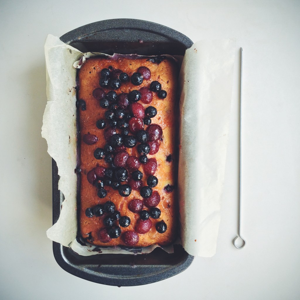 blackcurrant-morello-drizzle-cake2