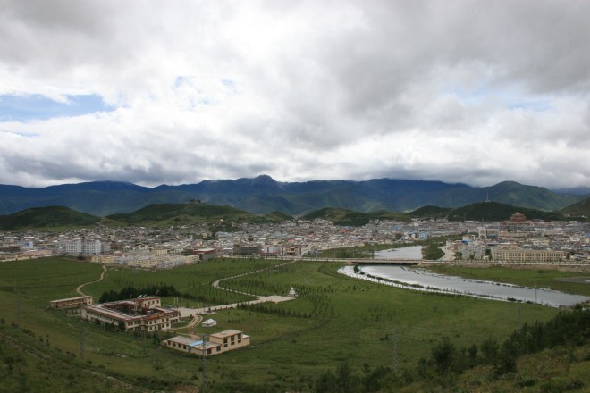 Gyaltang Dzong Hotel & Shangri-la Old Town2