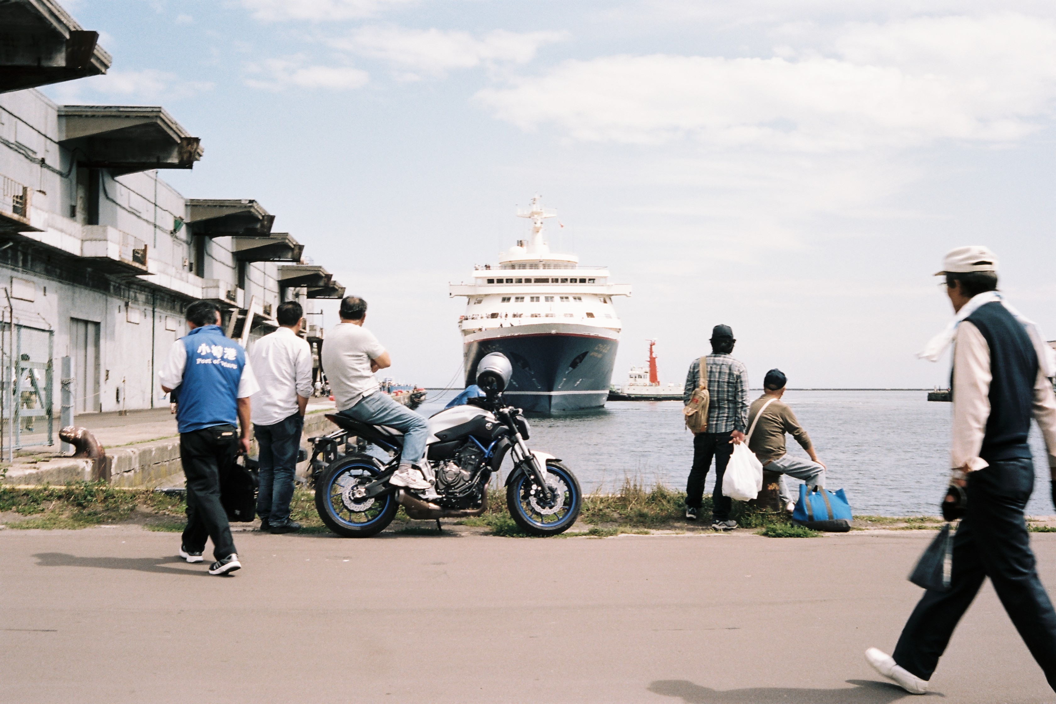 Otaru port - Kodak Portra 160 05