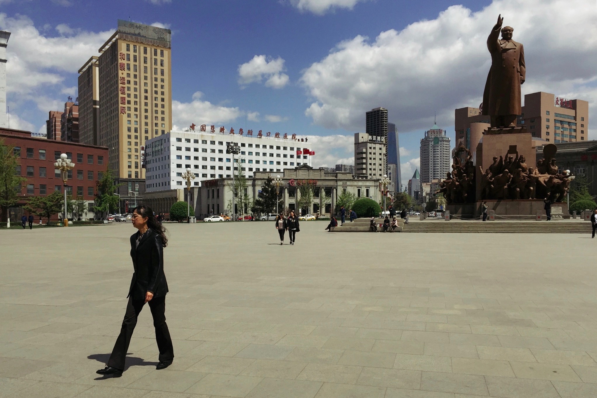 Zhongshan Square 中山广场